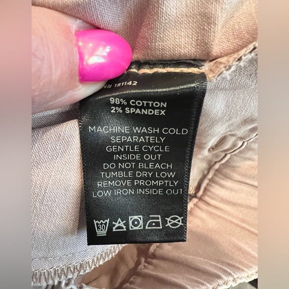Juicy Couture JC253 Size 27 STONE Color
CALIFORNIA Skinny Pants NWT - Picture 7 of 7